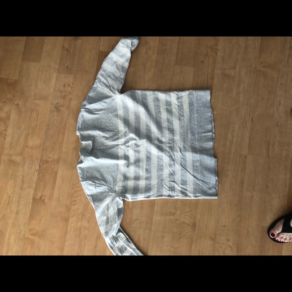 Button up sweater - Picture 2 of 3